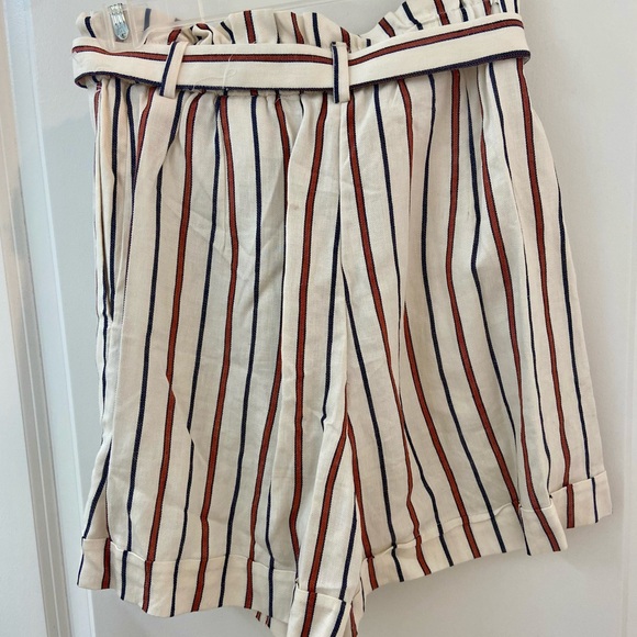 High Waisted Paperbag Shorts - Picture 6 of 7